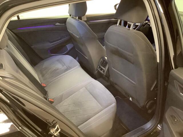Volkswagen GOLF 1.5 eTSI 150pk Automaat Style / iQ Light / Travel Assist / Memory / Wordt Verwacht