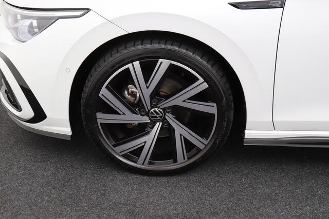 Volkswagen GOLF Variant 1.5 eTSI 2x R-Line Pano-dak Adapt. Cruise Camera