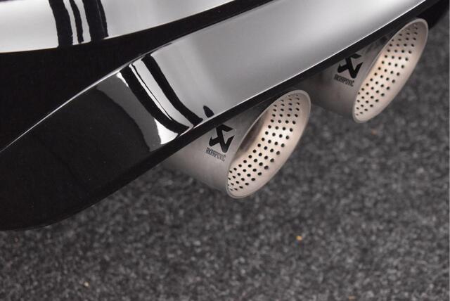 Volkswagen GOLF R 2.0 TSI 320pk 4Motion Akrapovic Leder Panoramadak Memory Virtual Cocpit Navigatie