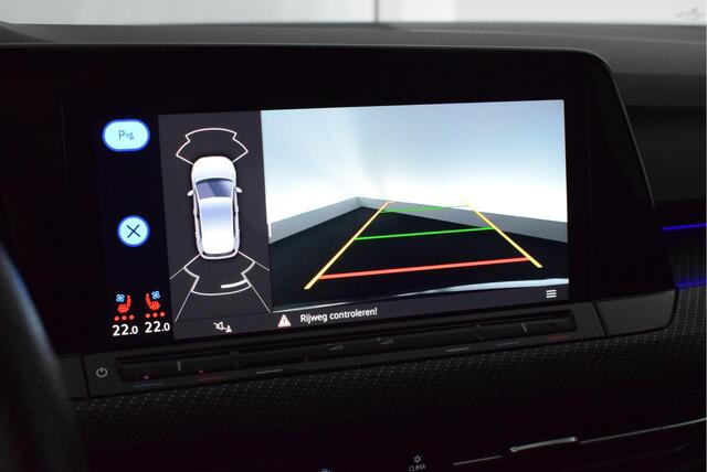 Volkswagen GOLF R 2.0 TSI 320pk 4Motion Akrapovic Leder Panoramadak Memory Virtual Cocpit Navigatie
