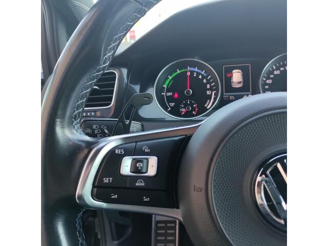 Volkswagen GOLF 1.4 TSI GTE Connected series