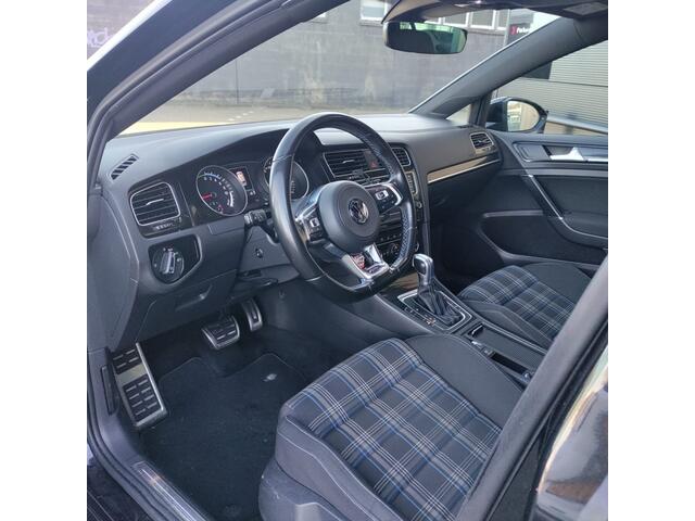 Volkswagen GOLF 1.4 TSI GTE Connected series