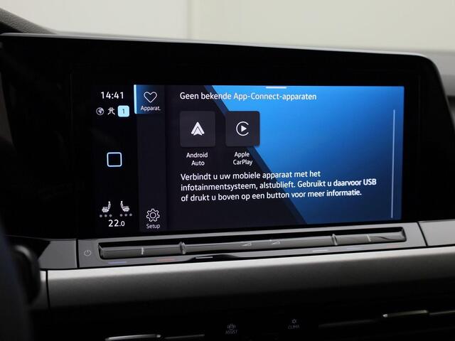Volkswagen GOLF 1.5TSI/130PK Life · Navigatie · Parkeersensoren · Stoelverwarming · Garantie tot april 2026