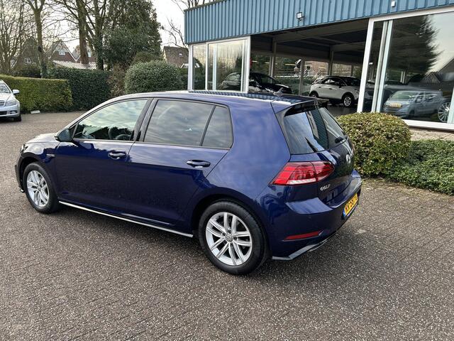 Volkswagen GOLF 1.0 TSI Comfortline R-Line
