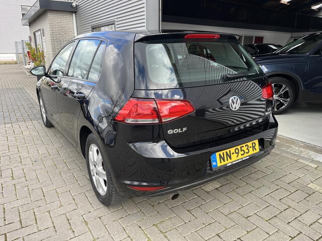 Volkswagen GOLF 1.2 TSI Business Edition Connected