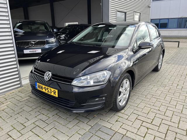 Volkswagen GOLF 1.2 TSI Business Edition Connected