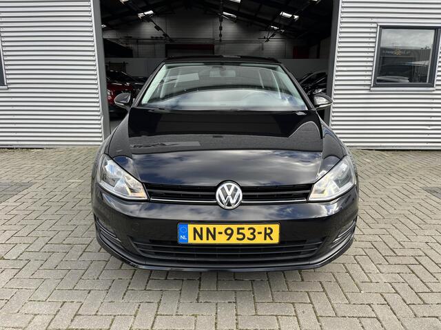 Volkswagen GOLF 1.2 TSI Business Edition Connected