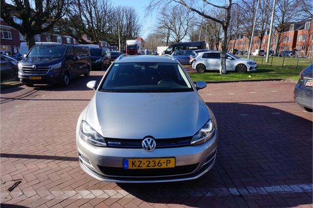 Volkswagen GOLF Variant 1.0 TSI Connected Series AP.CARPLAY NAVIGATIE TREKHAAK