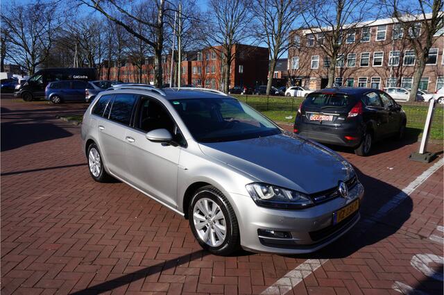 Volkswagen GOLF Variant 1.0 TSI Connected Series AP.CARPLAY NAVIGATIE TREKHAAK
