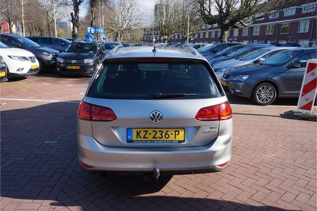 Volkswagen GOLF Variant 1.0 TSI Connected Series AP.CARPLAY NAVIGATIE TREKHAAK