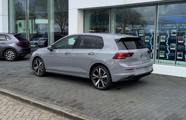 Volkswagen GOLF Life Edition 1.5 eHybrid 150 kW / 204 pk Hatchback | 18" Velgen | Camera | Cruise Control Adaptief | Keyless | Digitale Cockpit |