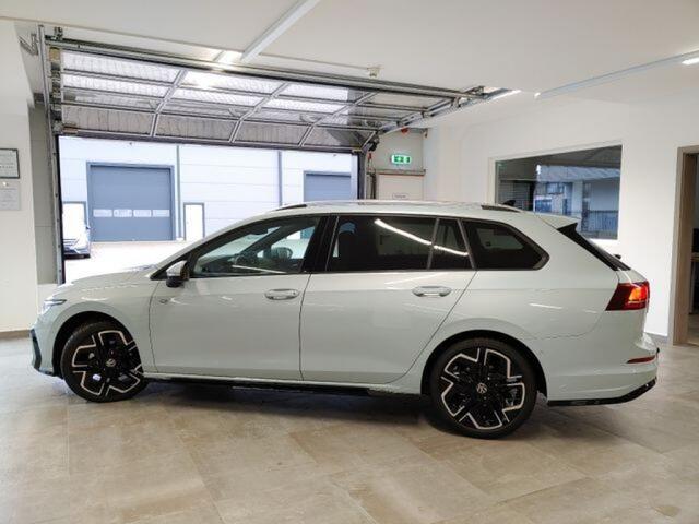 Volkswagen GOLF 1.5 eTSI DSG R-Line TREKHAAK/360-CAMERA/NAV/ACC/STOELVERW