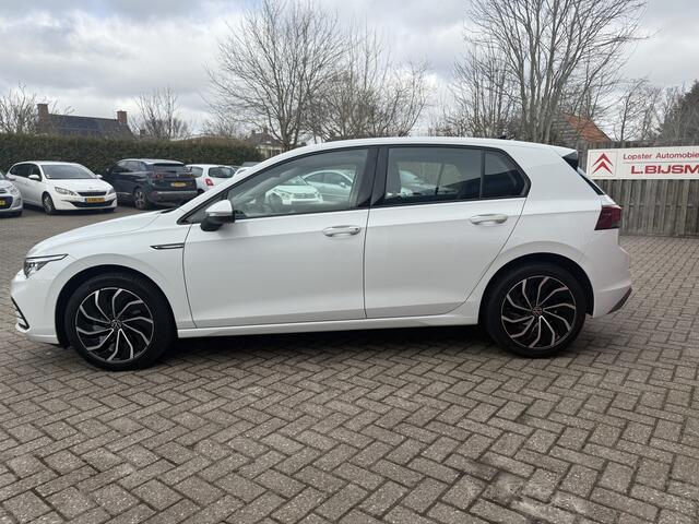 Volkswagen GOLF 1.5 TSI 131 PK | Life | Navigatie |