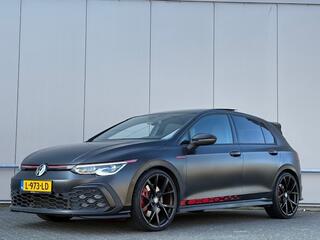 volkswagen-golf-2.0-tsi-gti---pano-