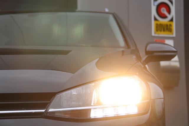 Volkswagen GOLF Variant 1.5 TSI Highline