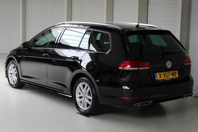 Volkswagen GOLF Variant 1.5 TSI Highline Business R-Line Navigatie | Inklapbare spiegels | Stoelverwarming | All Season banden
