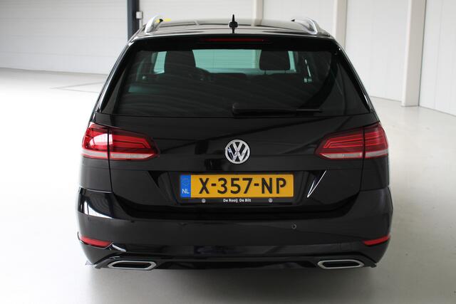 Volkswagen GOLF Variant 1.5 TSI Highline Business R-Line Navigatie | Inklapbare spiegels | Stoelverwarming | All Season banden