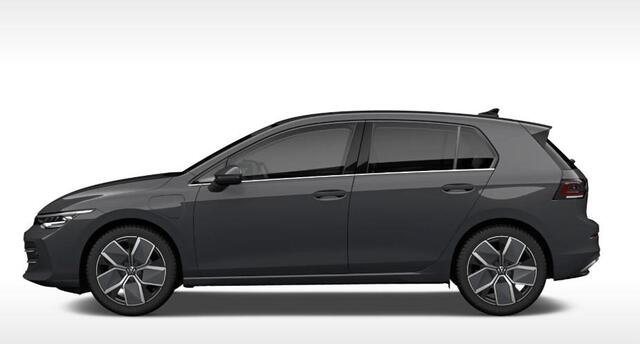 Volkswagen GOLF 1.5 eHybrid Style Edition | LED Matrix | DCC | 360 camera | Trekhaak | Getint glas |
