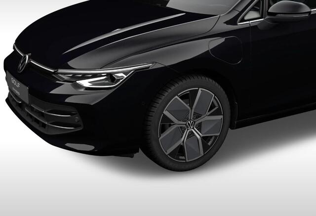 Volkswagen GOLF 1.5 eHybrid Style Edition | Trekhaak | LED Matrix | Navigatie | Stuur en Stoelverwarming | Ergo Active
