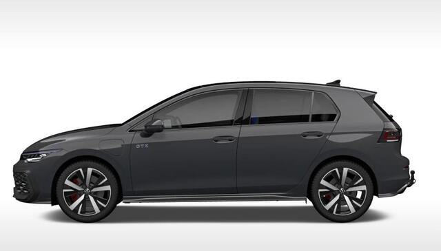 Volkswagen GOLF 1.5 eHybrid GTE | Panoramadak | Black style | Headup display | DCC | Trekhaak |