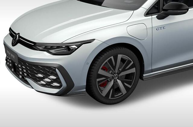 Volkswagen GOLF 1.5 eHybrid GTE I Navigatie I Head-up display I 360 Camera I Black Style I Trekhaak I