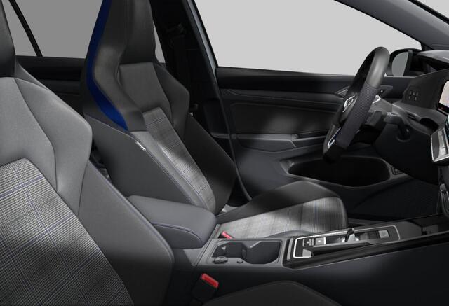 Volkswagen GOLF 1.5 eHybrid GTE I Navigatie I Head-up display I 360 Camera I Black Style I Trekhaak I