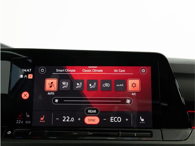 Volkswagen GOLF 1.4 eHybrid 204 PK Style | Achteruitrijcamera | Stoel & Stuurverwarming | Elek. stoel | Navigatie |