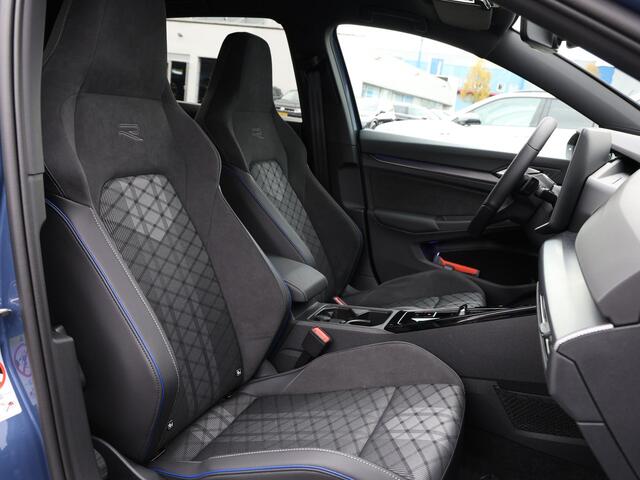Volkswagen GOLF 1.5 eTSI 115pk DSG R-Line Edition | LED Matrix | Digital Cockpit | 360º Camera | 18" Leeds |