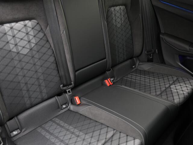 Volkswagen GOLF 1.5 eTSI 115pk DSG R-Line Edition | LED Matrix | Digital Cockpit | 360º Camera | 18" Leeds |