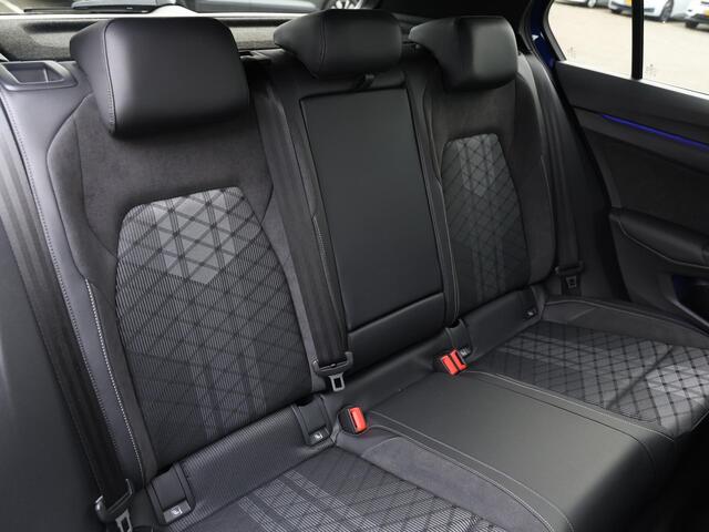 Volkswagen GOLF 1.5 eTSI R-Line Edition 115pk DSG | Led Matrix I Navigatie I Camera I Keyless