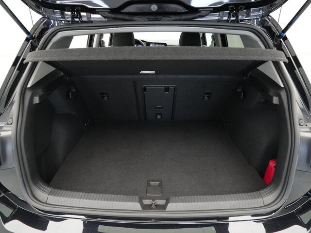 Volkswagen GOLF 1.4 eHybrid Style Navigatie Camera Side Assist Stoelverwarming