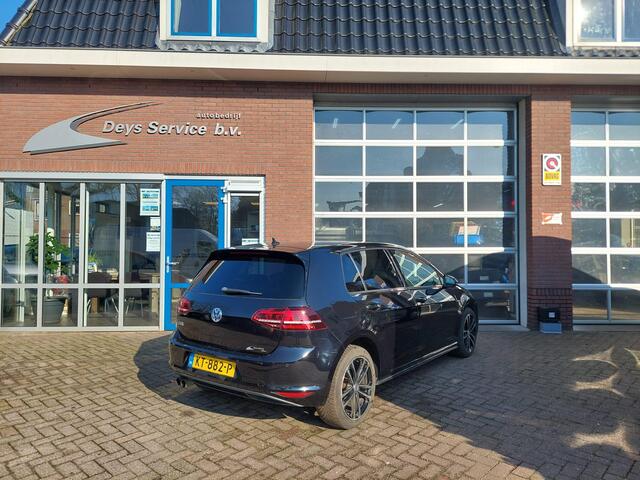 Volkswagen GOLF 1.4 TSI GTE Connected Series