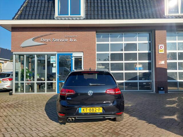 Volkswagen GOLF 1.4 TSI GTE Connected Series