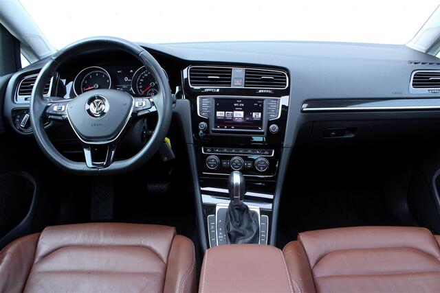 Volkswagen GOLF 1.4 TSI ACT DSG Highline 1eEIG PANO LEDER XENON STOELVW '16