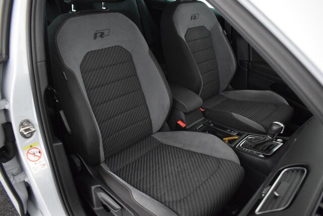 Volkswagen GOLF 1.5 TSI 150pk DSG 2x R-Line Keyless Camera Led Virtual Cockpit Stoelverwarming Navigatie