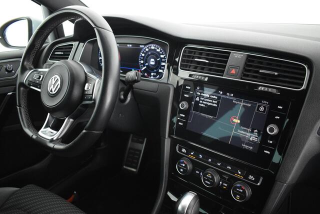 Volkswagen GOLF 1.5 TSI 150pk DSG 2x R-Line Keyless Camera Led Virtual Cockpit Stoelverwarming Navigatie