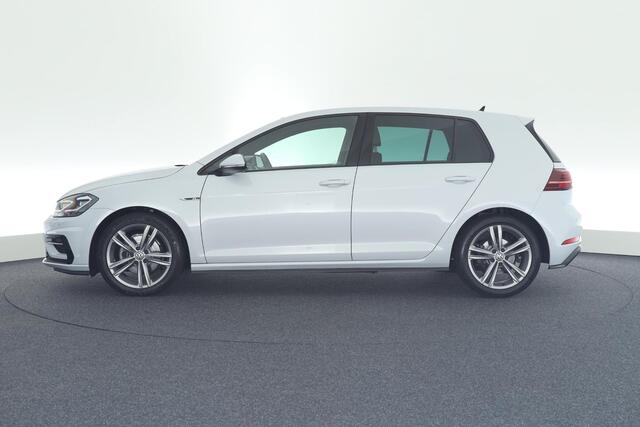 Volkswagen GOLF 1.5 TSI 150pk DSG 2x R-Line Keyless Camera Led Virtual Cockpit Stoelverwarming Navigatie