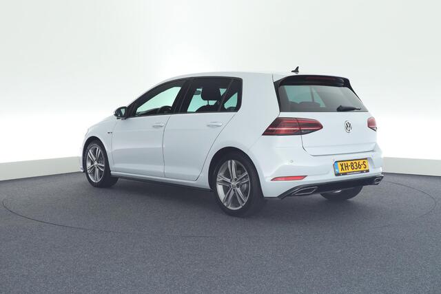 Volkswagen GOLF 1.5 TSI 150pk DSG 2x R-Line Keyless Camera Led Virtual Cockpit Stoelverwarming Navigatie