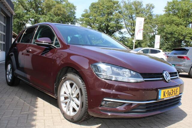 Volkswagen GOLF 1.0 TSI Business Club automaat Navi Plus PDC LM 4-seizoen