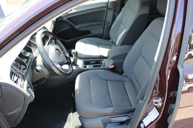 Volkswagen GOLF 1.0 TSI Business Club automaat Navi Plus PDC LM 4-seizoen