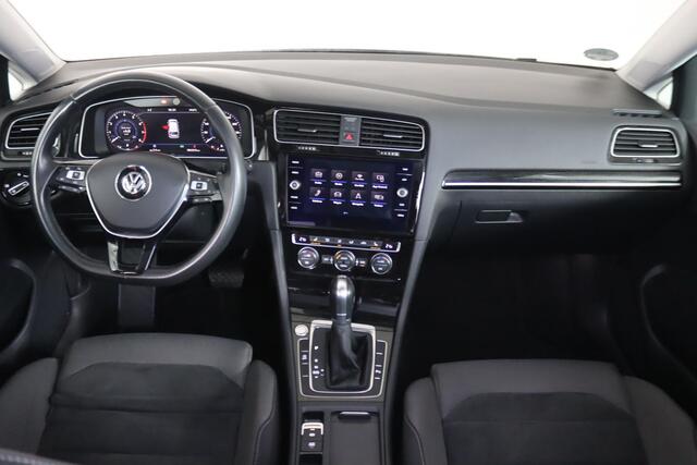 Volkswagen GOLF Variant 1.4 TSI Highline Business R-Line, ACC, Virtual, Trekhaak afneembaar, LED, Massage, Dealer onderhouden!