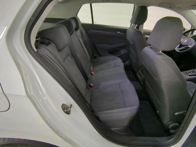 Volkswagen GOLF 1.0 eTSI Business Camera | Carplay | Stoelverwarming | Vol optie | Nap | Volledig Onderh.