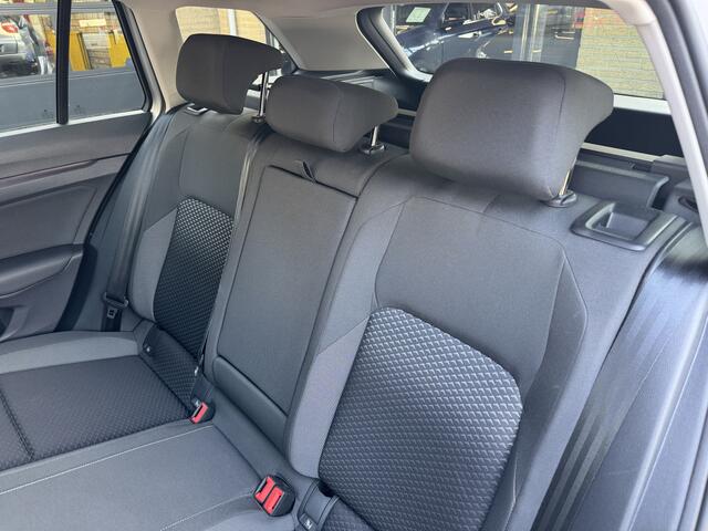 Volkswagen GOLF Variant 1.0 eTSI Life Business Automaat Navi Carplay