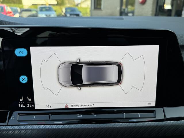 Volkswagen GOLF Variant 1.0 eTSI Life Business Automaat Navi Carplay