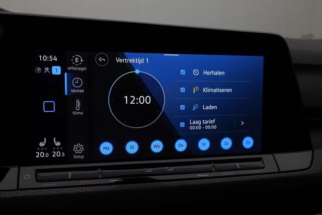 Volkswagen GOLF 1.4 245 pk DSG eHybrid GTE | IQ Light | Stuur-/stoelverwarming | Achteruitrijcamera | Navigatie | Keyless Entry