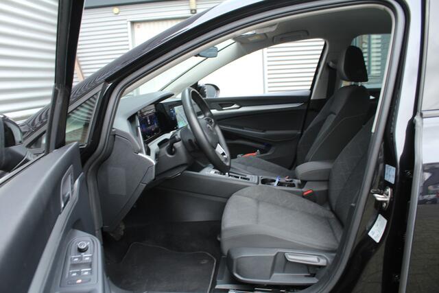 Volkswagen GOLF 1.0 eTSI 111pk Life DSG7 NL Auto-NAP Clima Cruise Navi Camera Carplay Dig. Cockpit 17"LMV