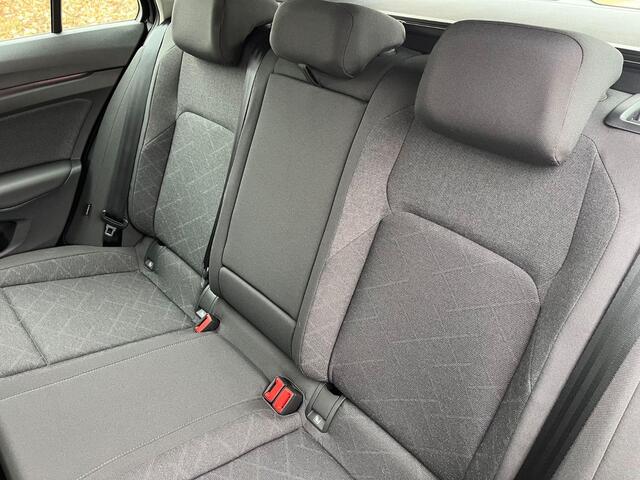 Volkswagen GOLF Variant 1.5 eTSI ADAP CRUISE APPLE STOELVERW+STUURVERW.