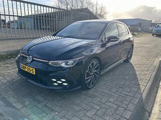 volkswagen-golf-2.0-tsi-gti---pano-