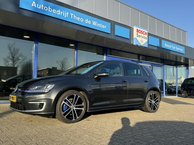 Volkswagen GOLF 1.4 TSI GTE Con. Ser