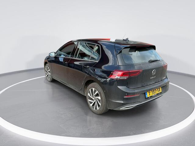 Volkswagen GOLF 1.4 204pk DSG eHybrid Style · Acc · Camera · Park Assist · P-Sensoren · App-Connect · Navi · 16'' Inch ·